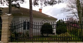 Séta térben és időben - jellegzetes látkép a mátyásföldi villanegyedben