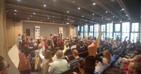 Nyílt szavazás a közgyűlésen