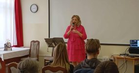 Rák Kati színművésznő előadása