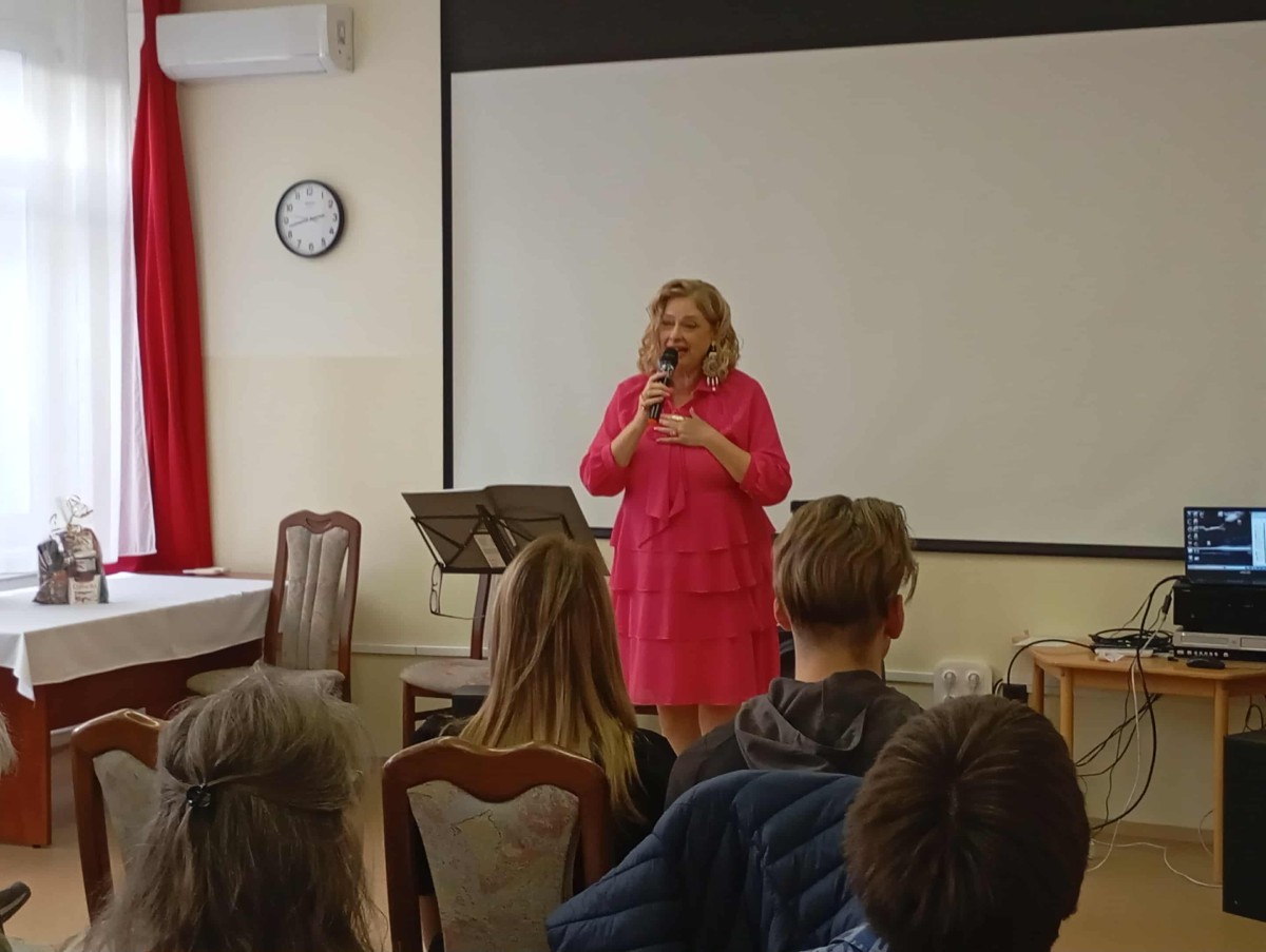 Rák Kati színművésznő előadása